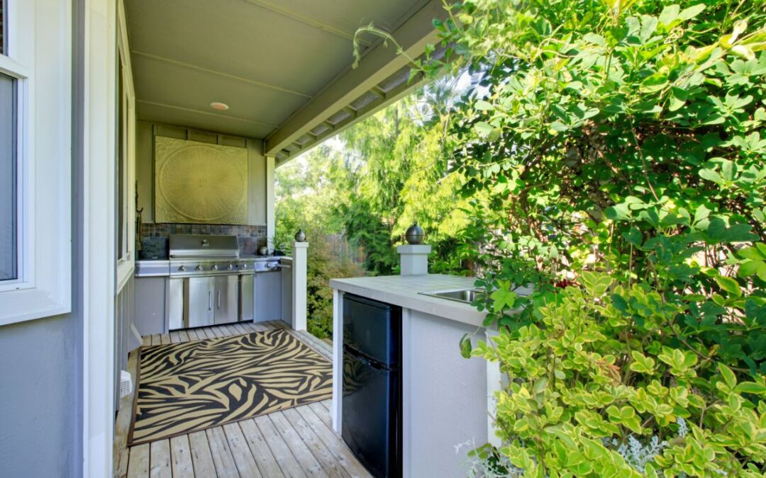 10 High Quality Lynx Outdoor Kitchens To Take A Look At (1)