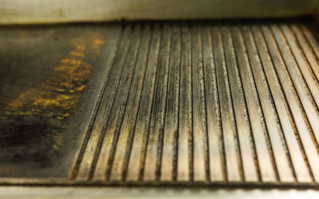 How To Clean Cast Iron Grill