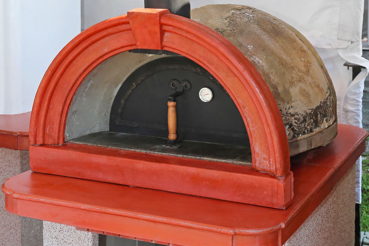 How To Cook All Foods In A Pizza Oven?