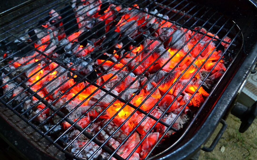 How To Make A Charcoal Grill Hotter