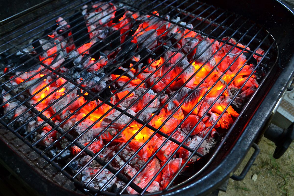 How To Make A Charcoal Grill Hotter Outdoor Kitchen Guy
